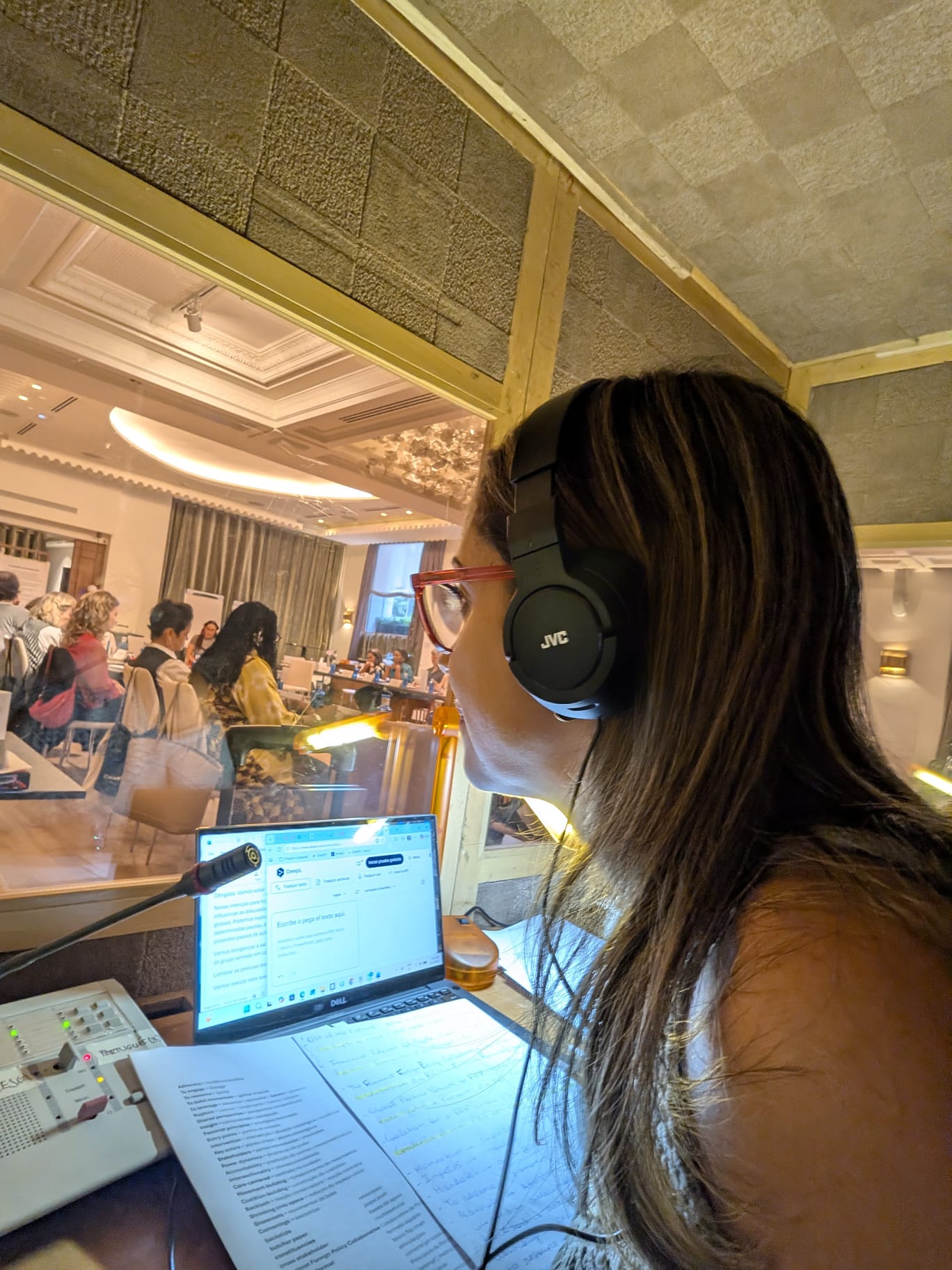 Apoyo lingüístico para la Feminist Foreign Policy Collaborative